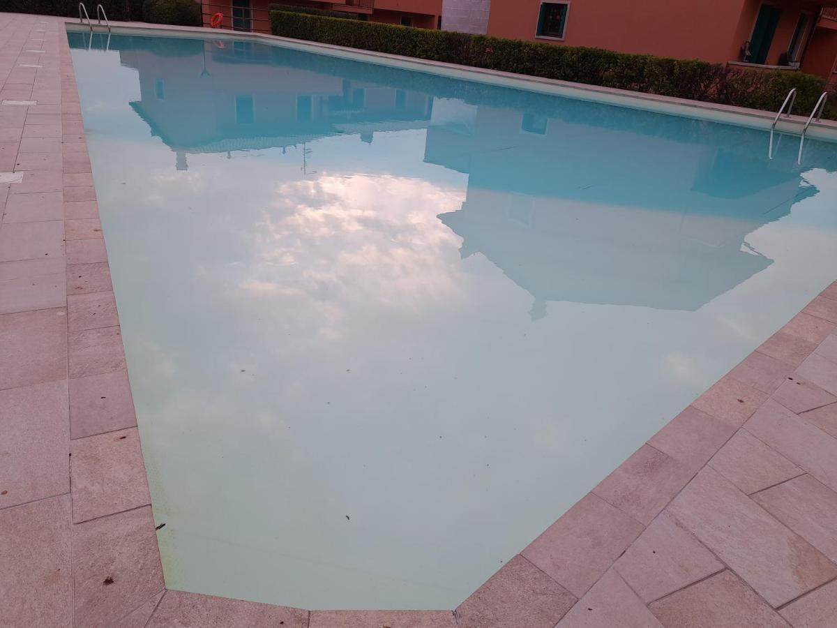 Mahatma Residence Lake View Лацизе Экстерьер фото